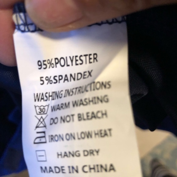 Velvet gown. Would be a great thrifty option for prom or a wedding. - Picture 8 of 8